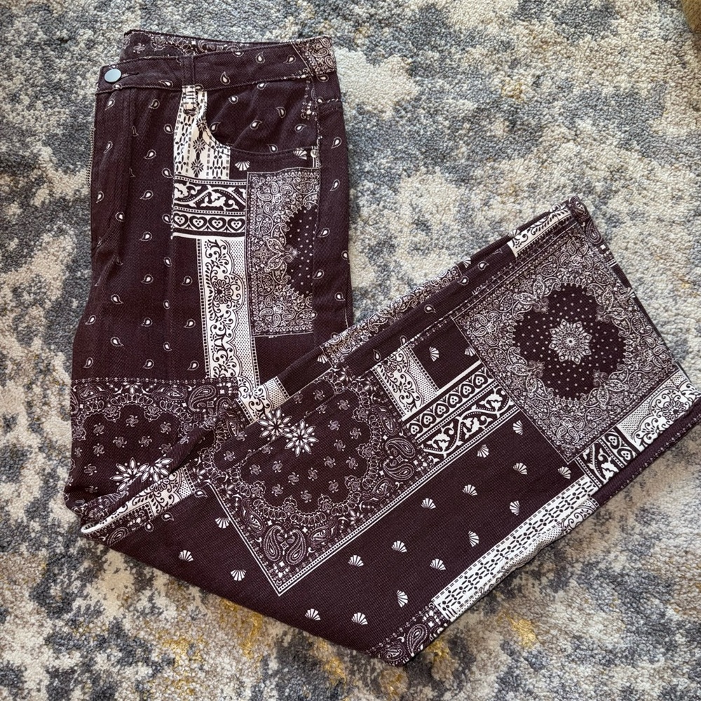 Bandana patterned brown jeans
